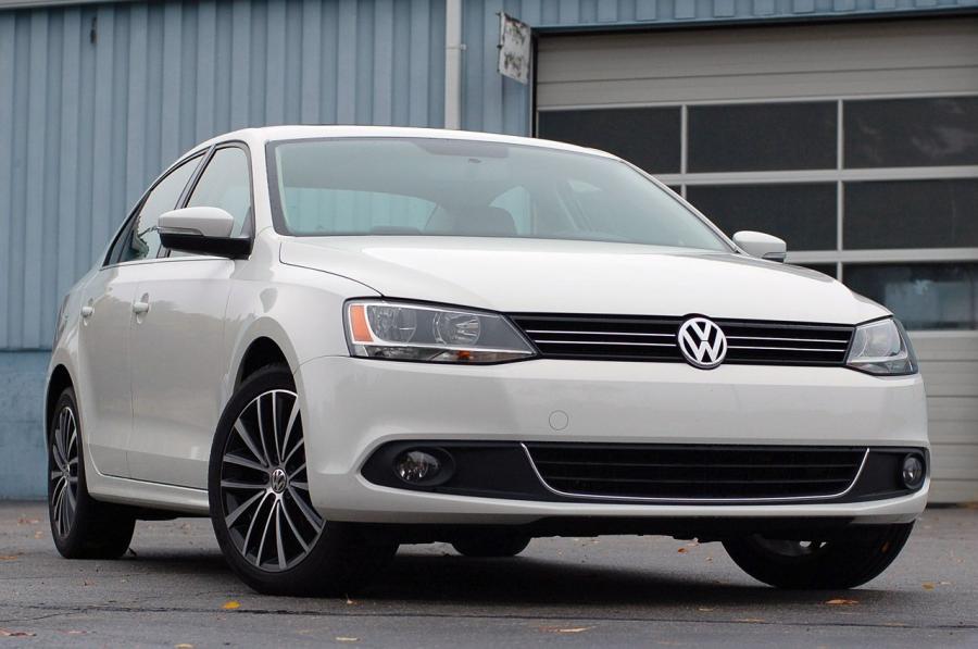  Volkswagen Jetta 2011 года  (фото 45 из 139)